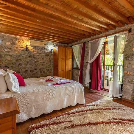 Villa 5 Star With 2 Bedrooms, 1027 *